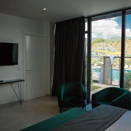 Equos Resort Hotel Тирана Екстериор снимка