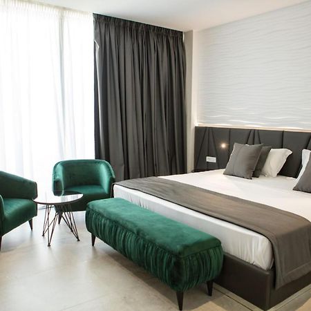 Equos Resort Hotel Тирана Екстериор снимка